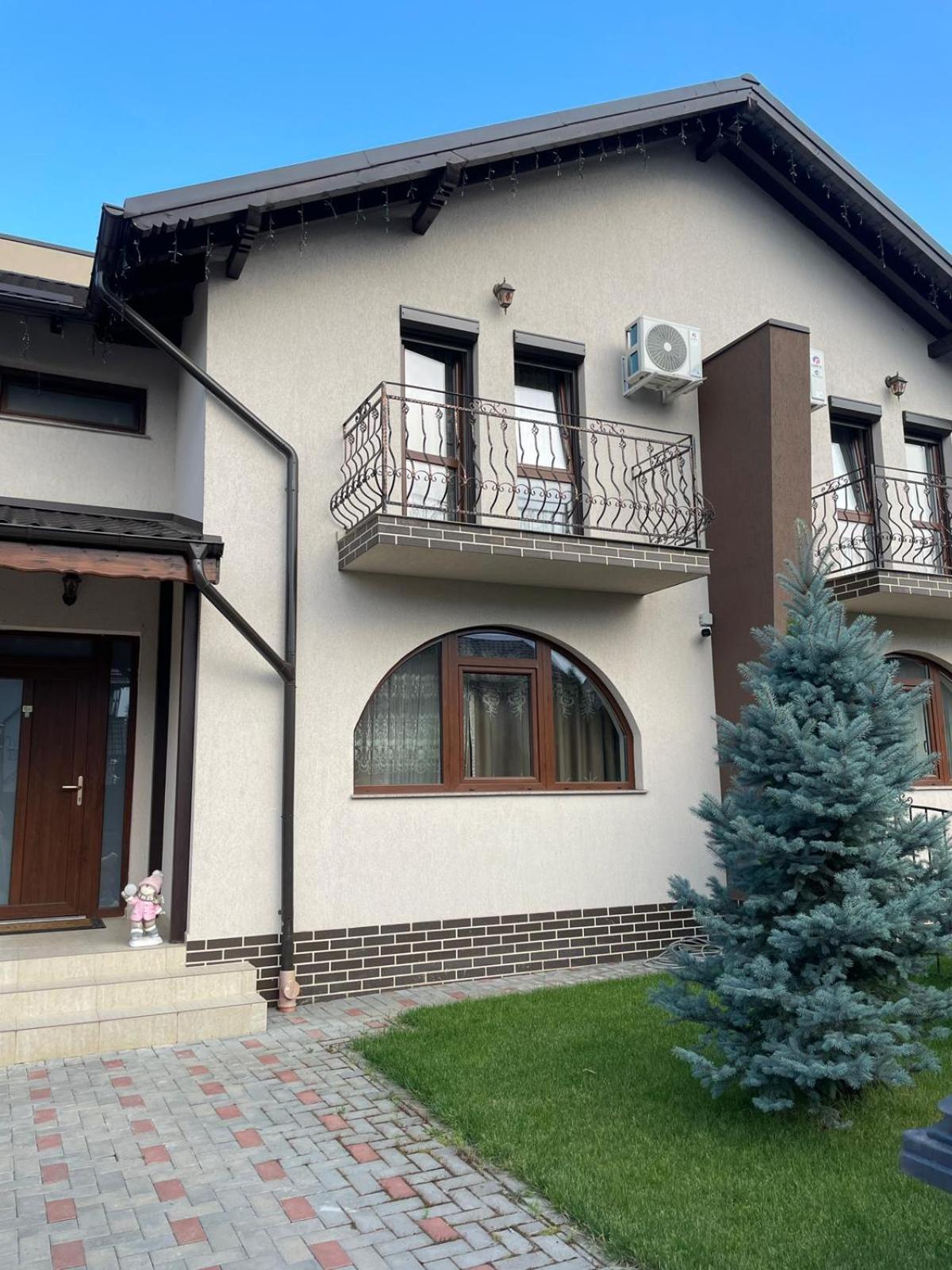Vila Pati Ploieşti Exteriér fotografie